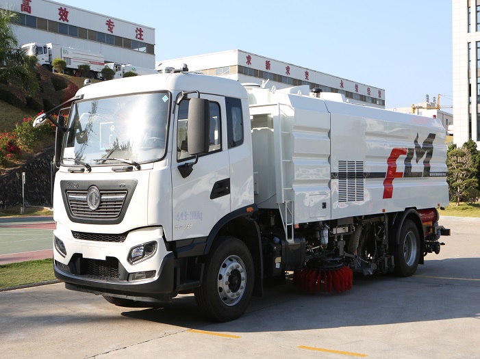 All Weather Washing & Sweeping Truck – FLM5180TXSDF6Q