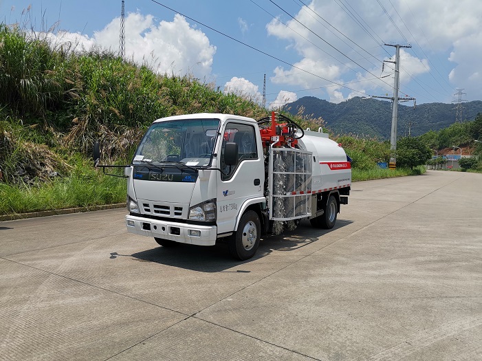 Guardrail Cleaning Truck – FLM5070GQXQL6H