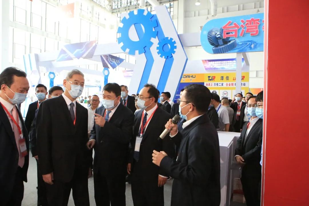 11th Cross-Strait Machinery Industry Expo and the 13th China Longyan Investment Project Fair