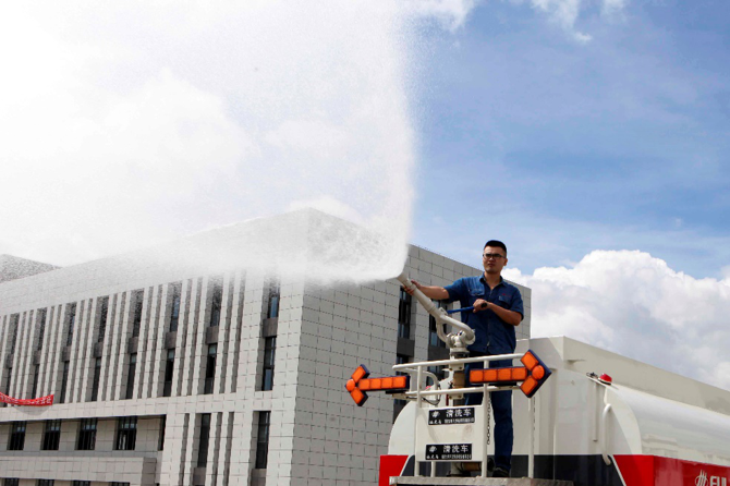 Introduction to Clean Energy Washing Vehicle