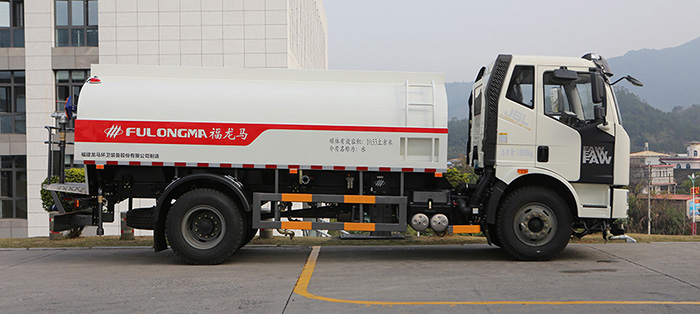 How to Choose the High-Pressure Washing Truck? Introduction of FULONGMA High-Pressure Washing Truck