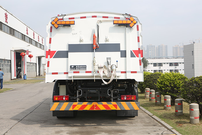 Electric Washing & Sweeping Truck – FLM5181TXSDFBEV