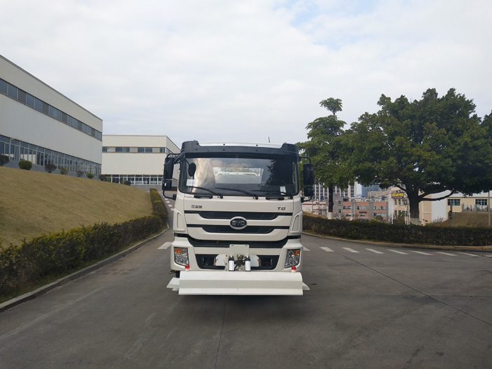Electric High-pressure Cleaning Truck – FLM5180GQXBYBEV