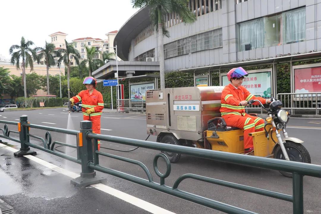 Luchando contra el COVID-19 | "Diario de vigilancia de la ciudad" de 24 horas de Haikou FULONGMA