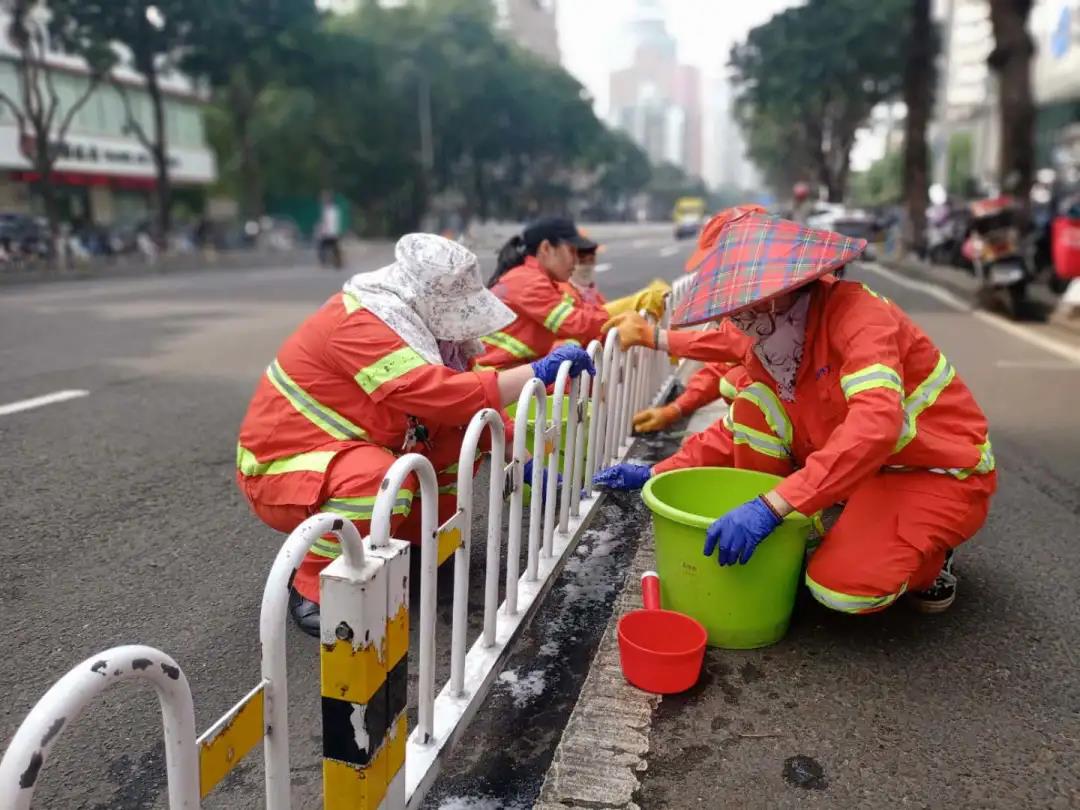 Luchando contra el COVID-19 | "Diario de vigilancia de la ciudad" de 24 horas de Haikou FULONGMA