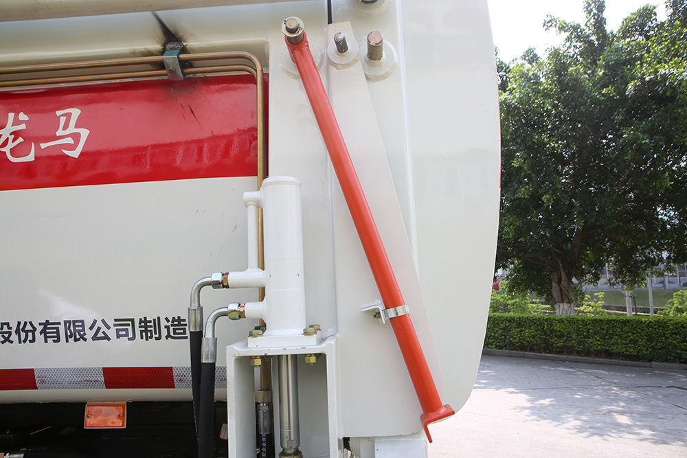 Camion de collecte des déchets alimentaires