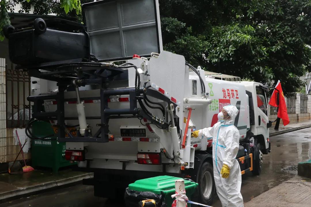 Combattre le COVID-19 | Le "City Guarding Diary" de Haikou FULONGMA sur 24 heures