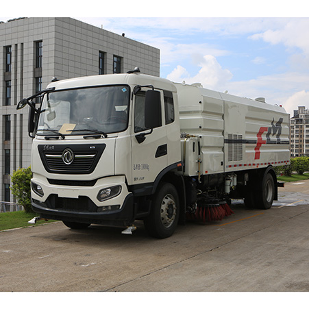 Function configuration and advantages of FULONGMA highway washing and sweeping vehicle