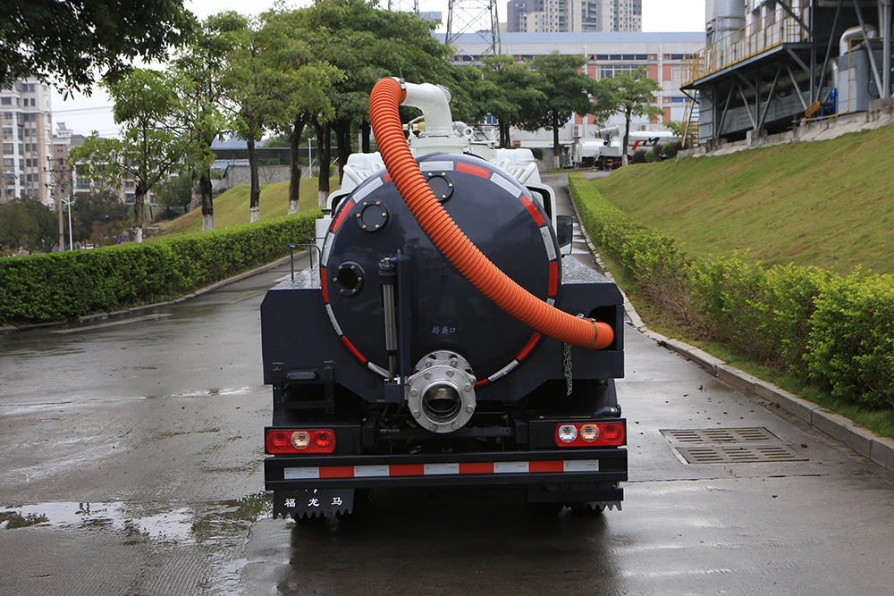 pure electric sewage suction truck