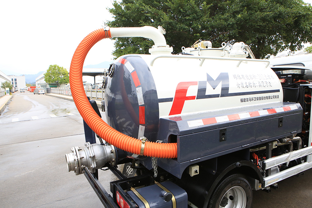 pure electric sewage suction truck