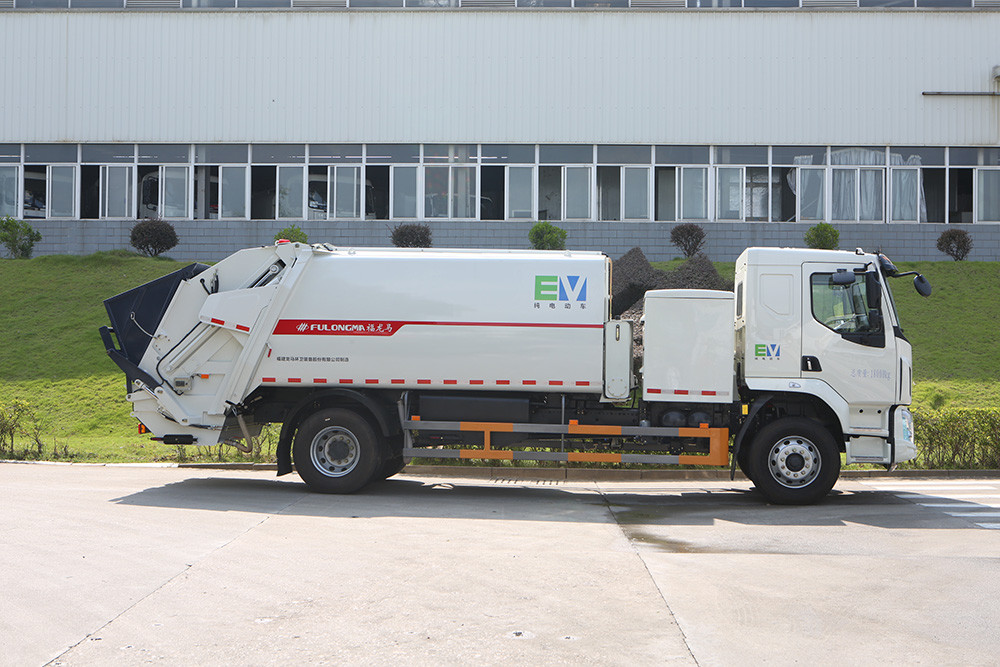 electric garbage compactor truck