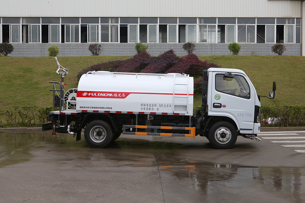 small sprinkler truck