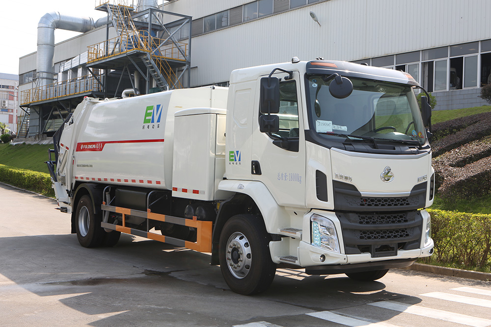 camion à ordures à compression électrique