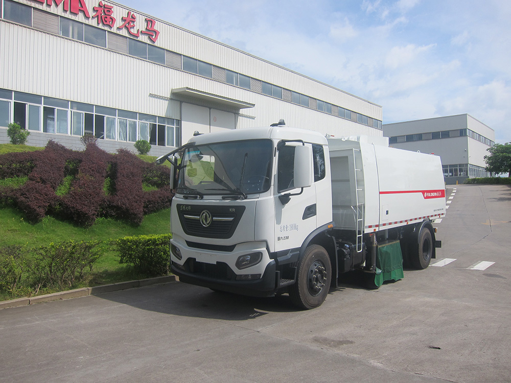 dry and wet sweeper truck