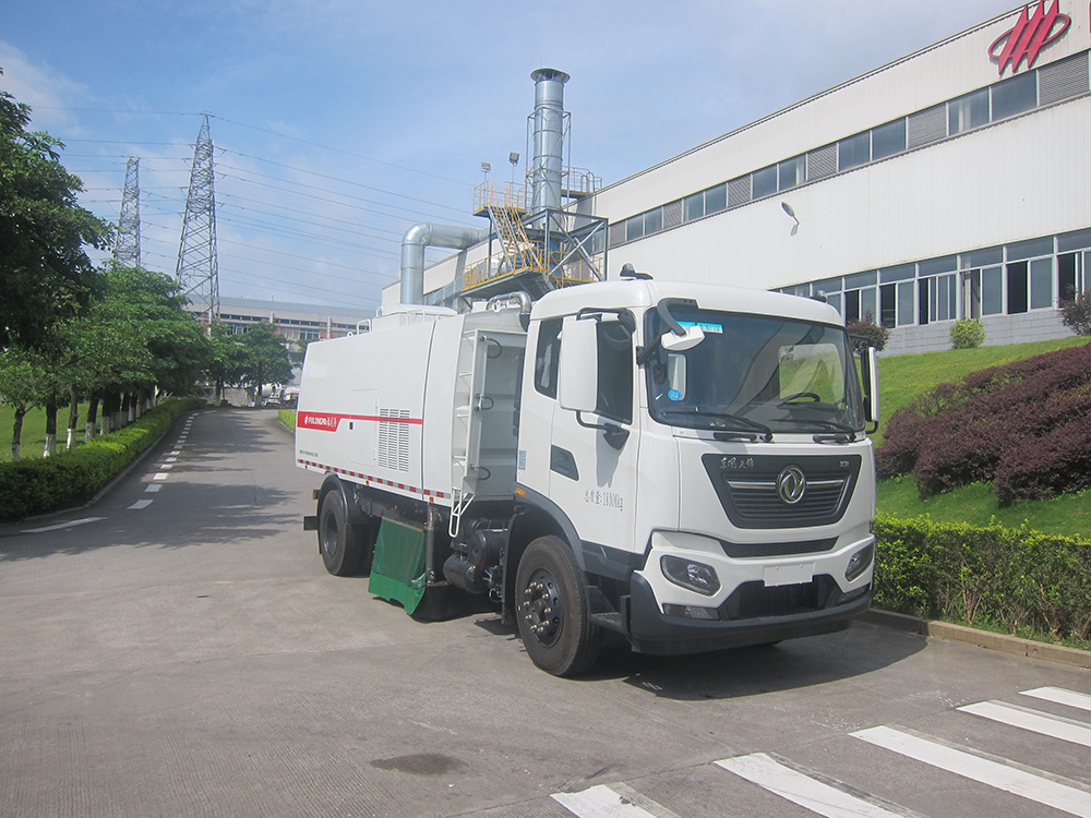 dry and wet sweeper truck