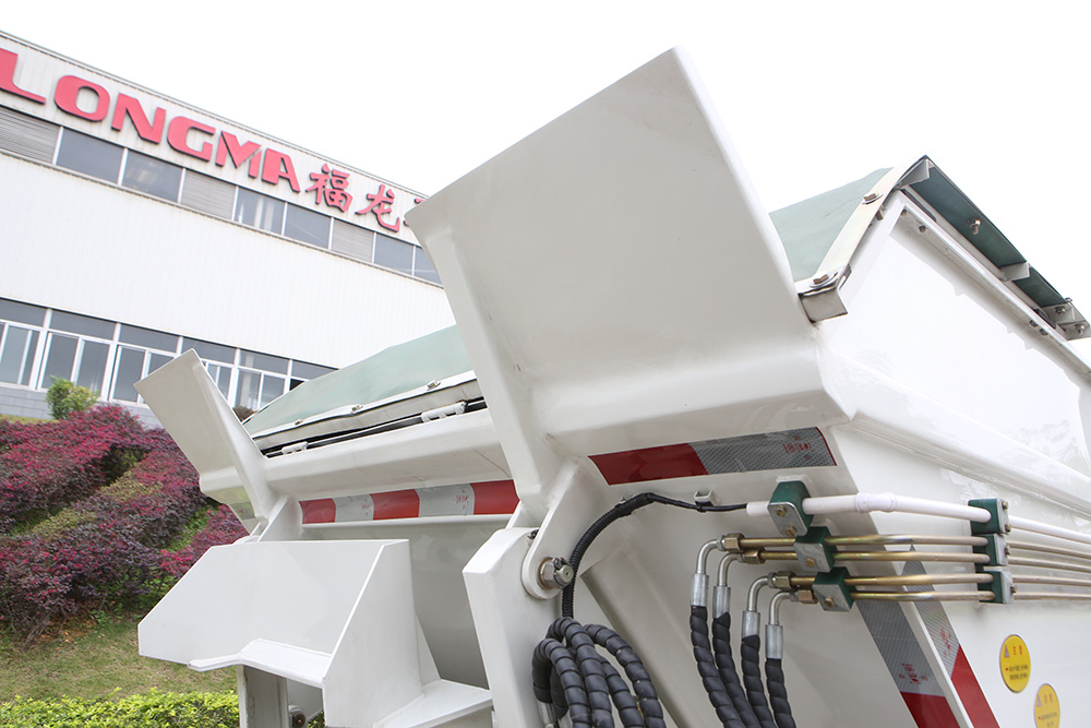 camion à ordures à chargement automatique purement électrique