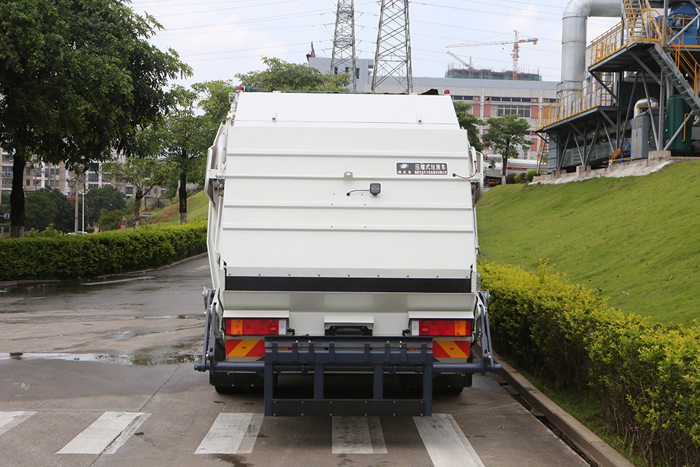 compression garbage truck