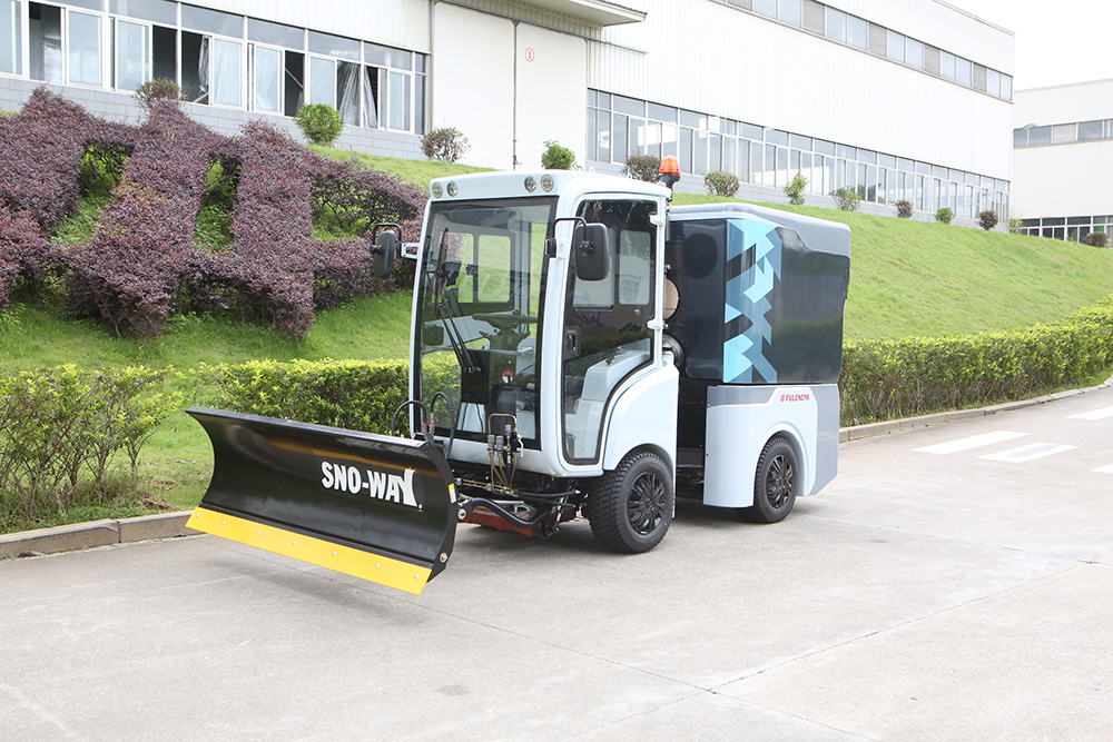 pure electric snow removal vehicle