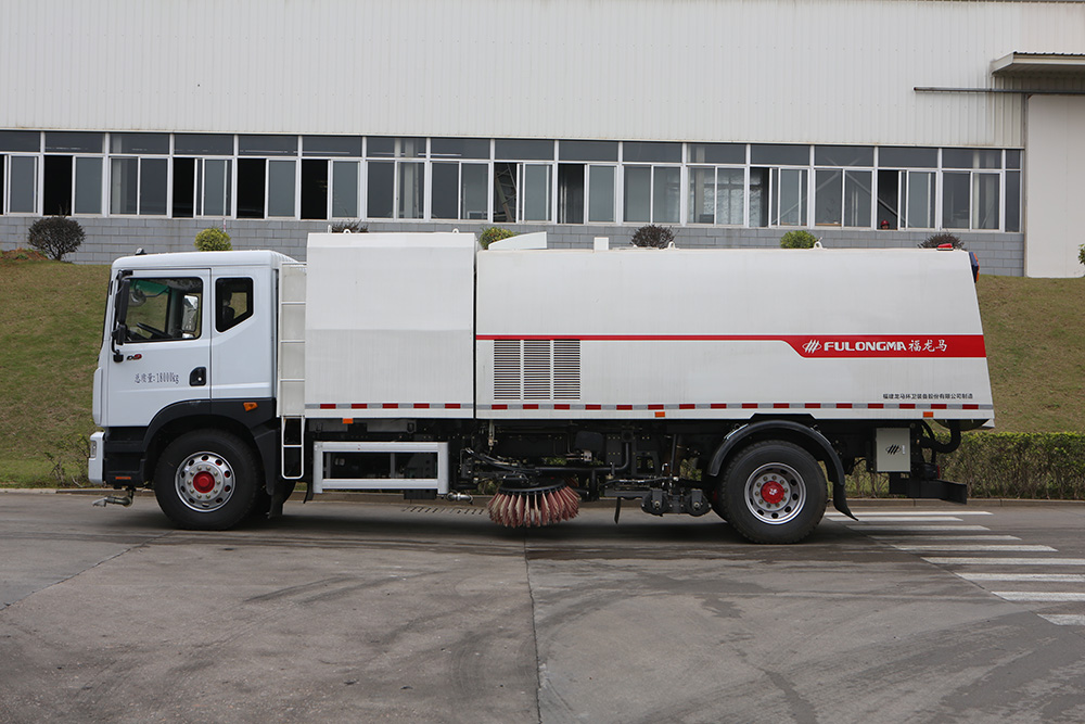 camion de nettoyage et de balayage au gaz naturel