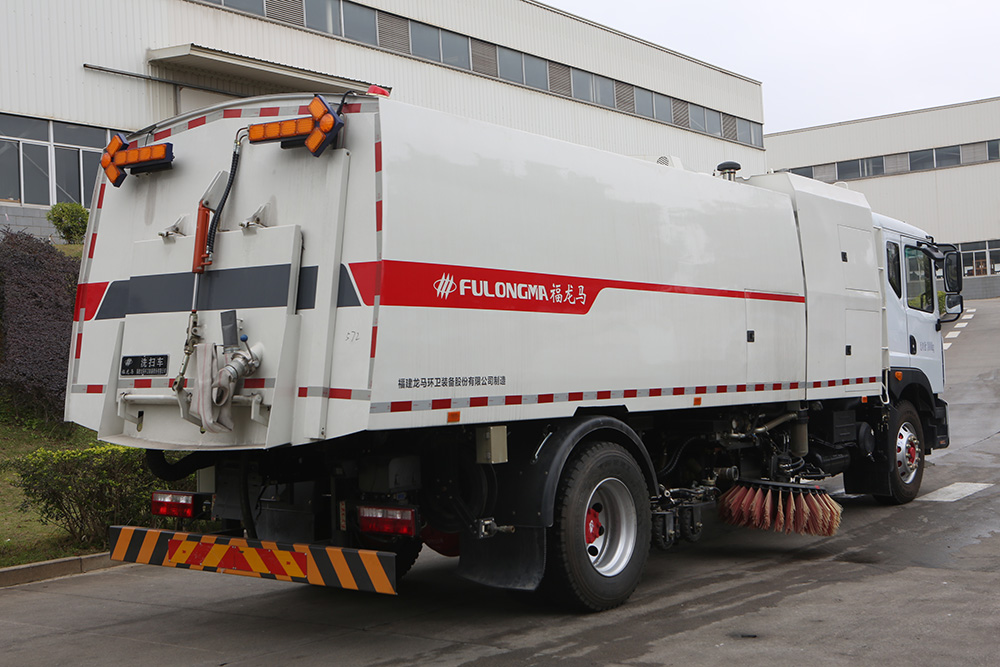 camion de nettoyage et de balayage au gaz naturel