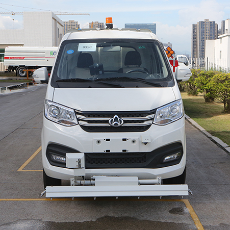 FULONGMA road maintenance vehicle configuration, function, and characteristics
