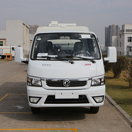 FULONGMA small road sweeper, a road sweeper suitable for cleaning underground parking lots