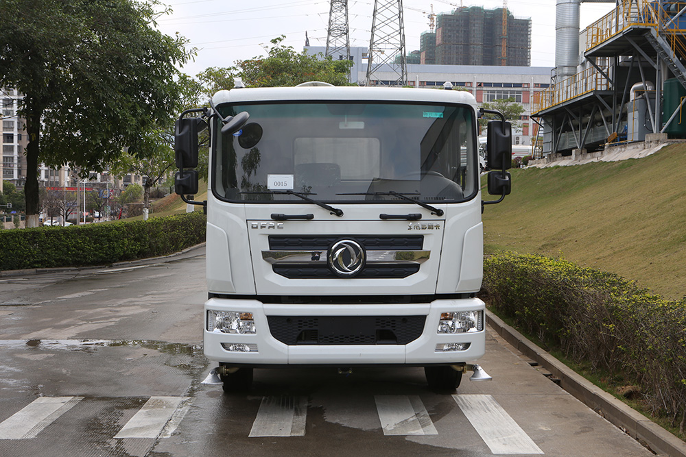18-ton multi-functional dust suppression truck