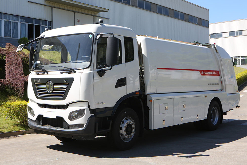 grand camion à ordures à compression de 18 tonnes