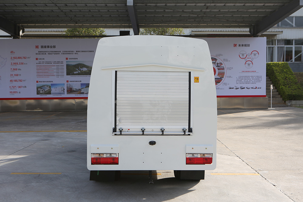 pure electric road maintenance vehicle