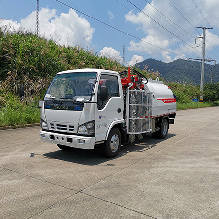 How does a road guardrail cleaning truck work? FULONGMA multifunctional road guardrail cleaning vehicle performance characteristics and working video