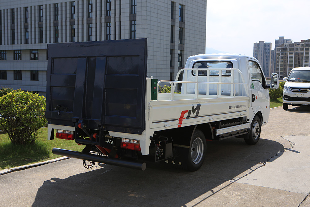 electric trash can transporter