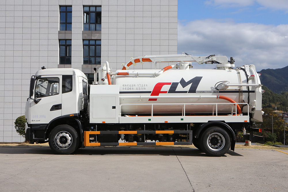 What is the difference between a FULONGMA sewage suction truck and a manure suction truck? Sewage suction truck and manure suction truck introduction