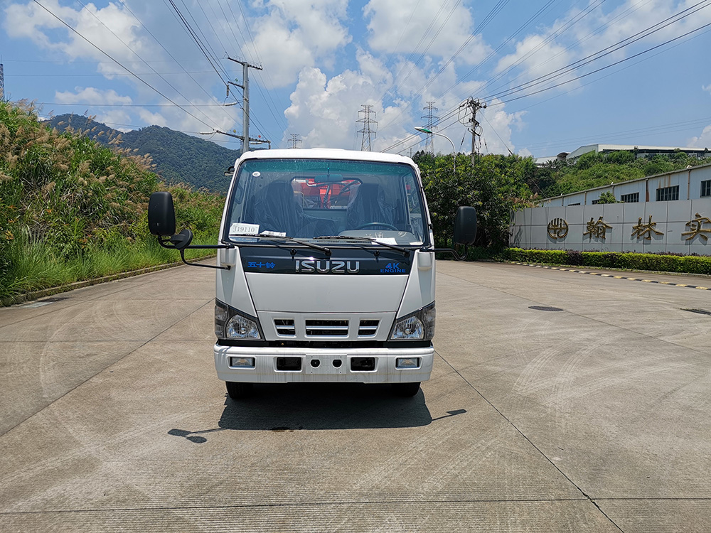 camion de nettoyage de garde-corps