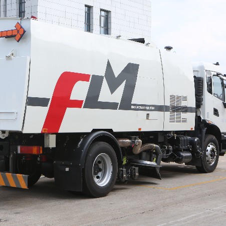 FULONGMA Vacuum Sweeping Truck - Let's make streets spotless