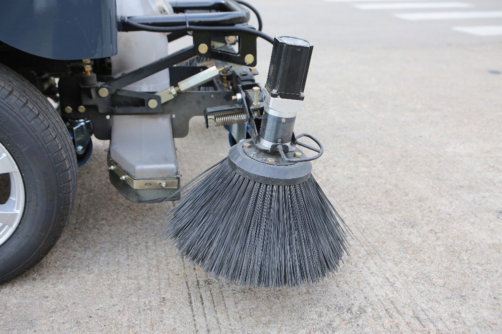 Electric Ride-on Road Sweeper