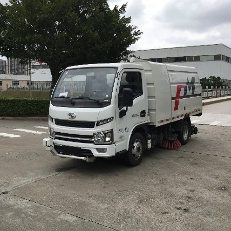 Street Sweeping & Washing Truck - At your service