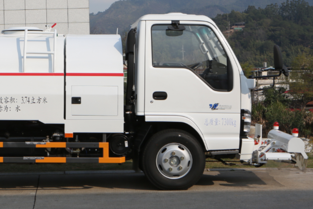 High-pressure Cleaning Truck