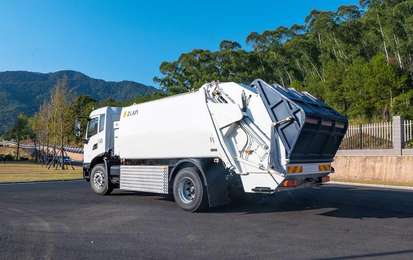 The Essential Role of Rubbish Bin Trucks in Urban Sanitation