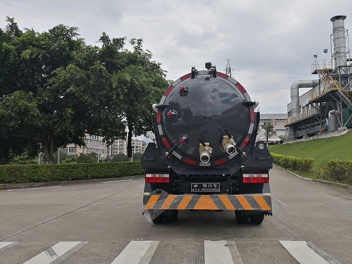 Sewer Cleaning Trucks 101: Advanced Technology for a Cleaner, Healthier City