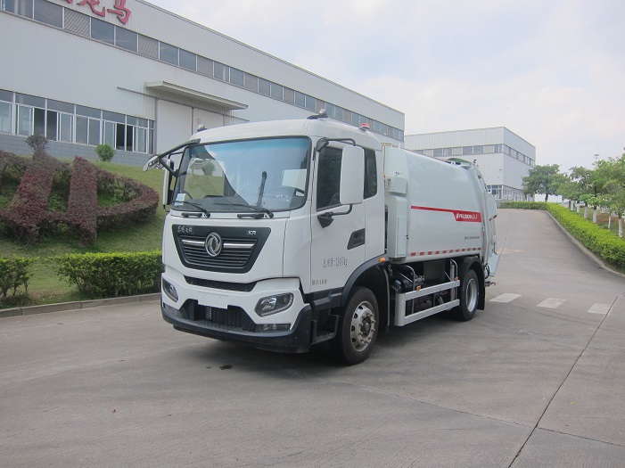 How Do Dumpster Trucks Maximize Efficiency?
