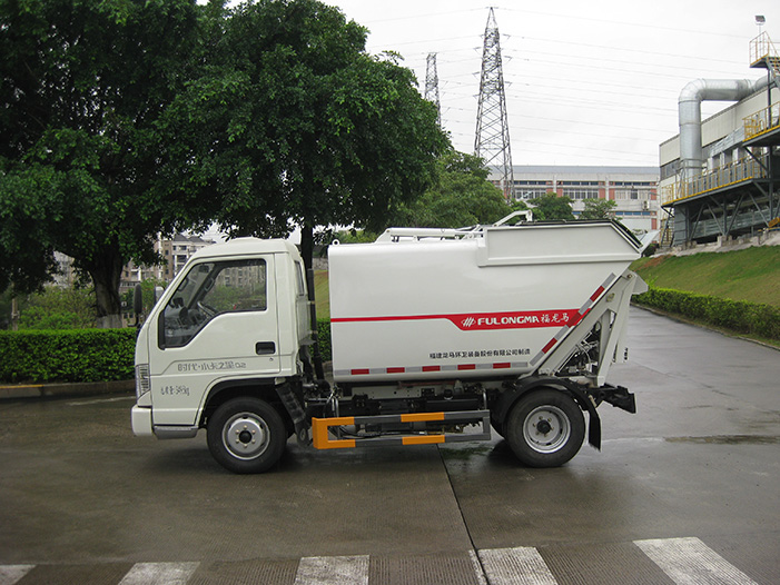 Trash Lorries and Recycling: How They Help Separate What’s Salvageable