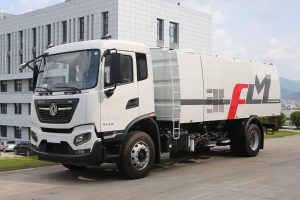 A professional road sweeper must perform consistently under varying weather conditions while minimizing its environmental footprint