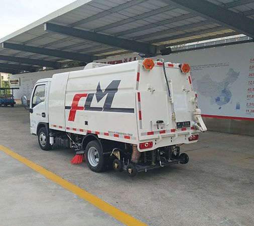 What Is a Street Sweeper and How Are Different Types Used Across Cleaning Applications