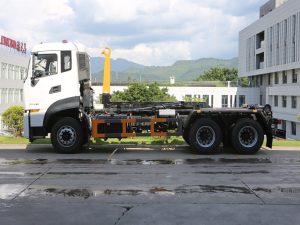 The hook lift garbage truck is specifically engineered to solve the logistical bottlenecks of urban collection.