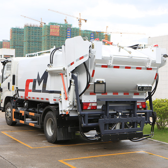 How a Food Waste Collection Truck Improves Hygiene and Route Efficiency